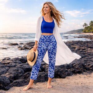 Rafaella Comfort Capri Pants Size 8 Mediterranean Blue Floral Stretch NWT